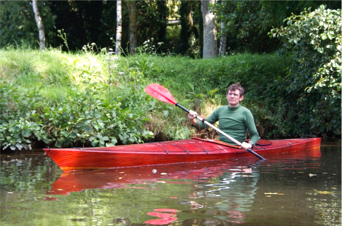 Bernard, je suis certain que je ne suis pas le seul int&eacute;ress&eacute; par ce "making of". Le rendu de cette mise en couleur est magnifique et je br&ucirc;le de conna&icirc;tre quelques unes des ficelles qui permettent d'esp&eacute;rer approcher un tel r&eacute;sultat. Donc, c'est quand vous voulez pour la suite ! 