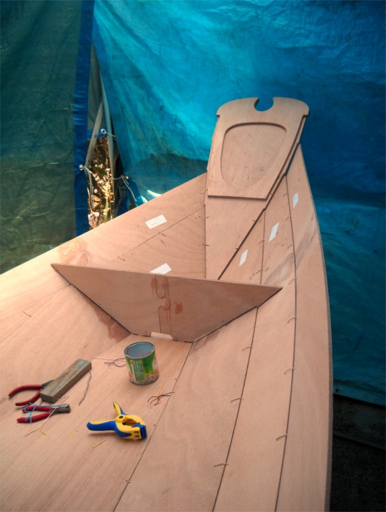 Vue du tableau arri�re du Doris 17 et de son doubleur coll�.