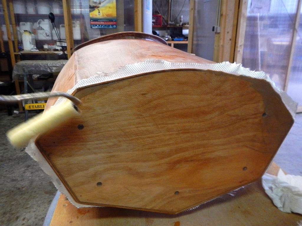 ... Et pour la cloison avant, c&ocirc;t&eacute; cockpit. 