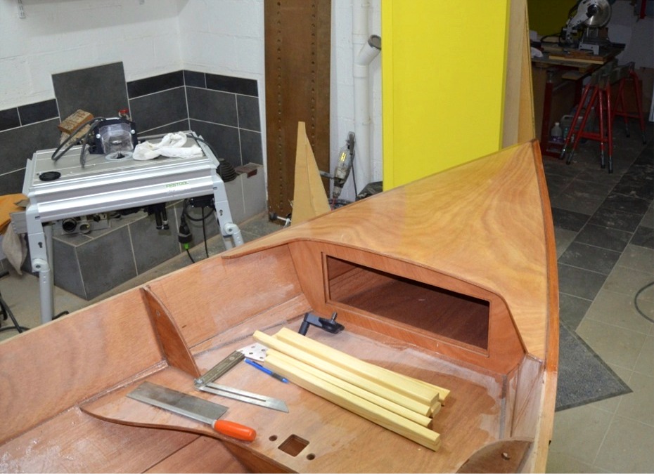 Et voici le coffre avant, miroir de celui de l'arri&egrave;re. Voila un Skerry qui sera int&eacute;ressant &agrave; d&eacute;couvrir au lac d'Orient lors de notre rassemblement de printemps... 