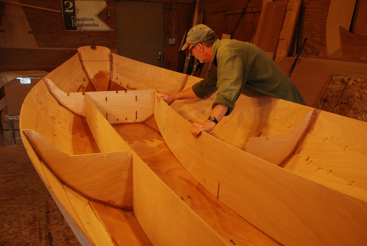 La construction du kit est facilitée par force tenons, mortaises et autres rainures. 