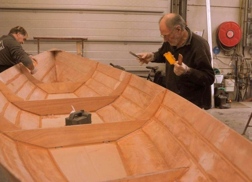 R&eacute;alisation des joints int&eacute;rieurs. &copy; Fr. Philips&nbsp;