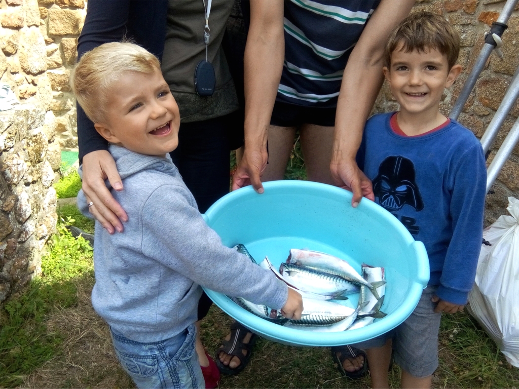 On a p&ecirc;ch&eacute; des maquereaux &agrave; la tra&icirc;ne... 