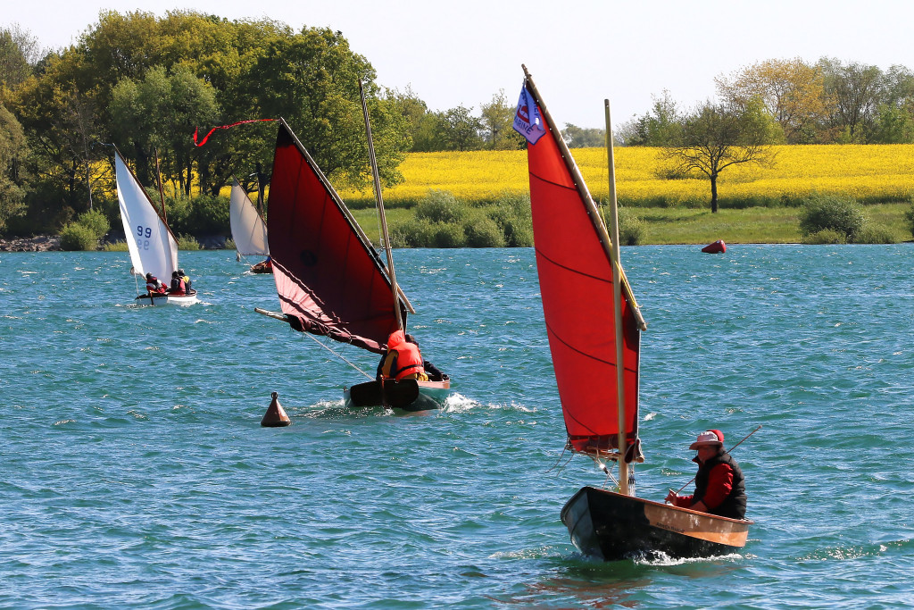"Elven", "Point-Virgule" masquant "L'Aber'Ouette" et le Skerry à dérive pivotante. 