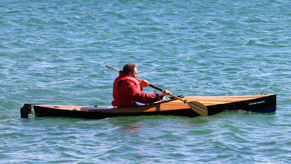Christophe se moque du vent à bord de son "Capitaine Haddock". 