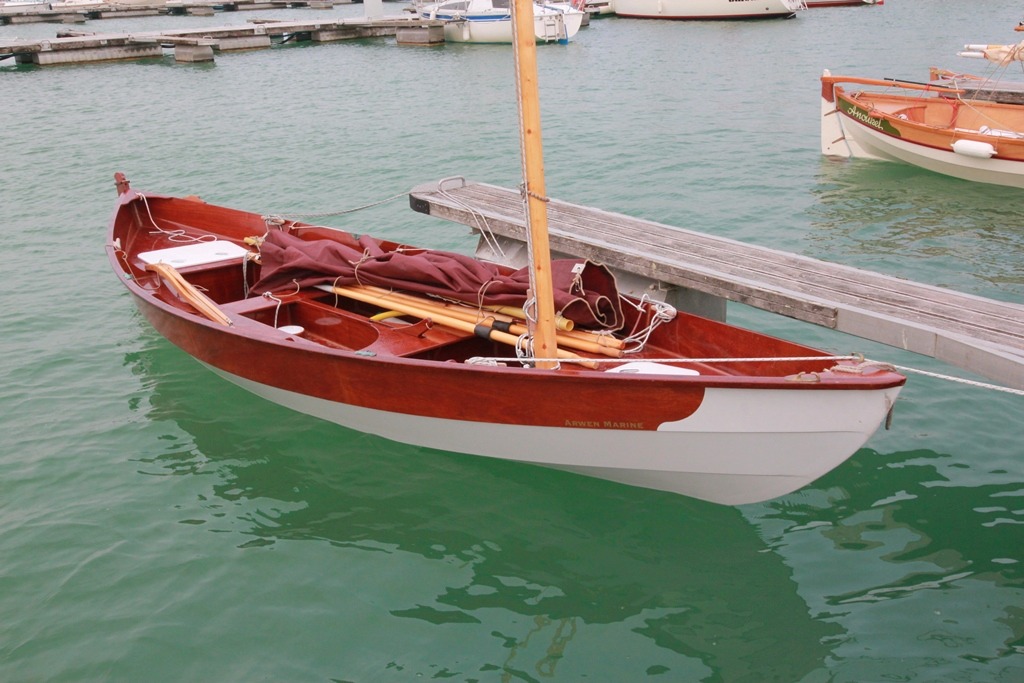 "Gandalf" au ponton du port du Mesnil-St-P&egrave;re. 