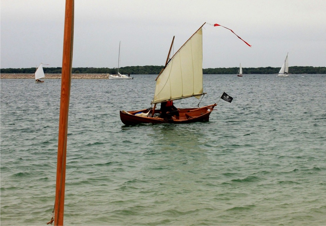 Prise de Ris'k a rentré son foc et pris un ris dans sa misaine. 