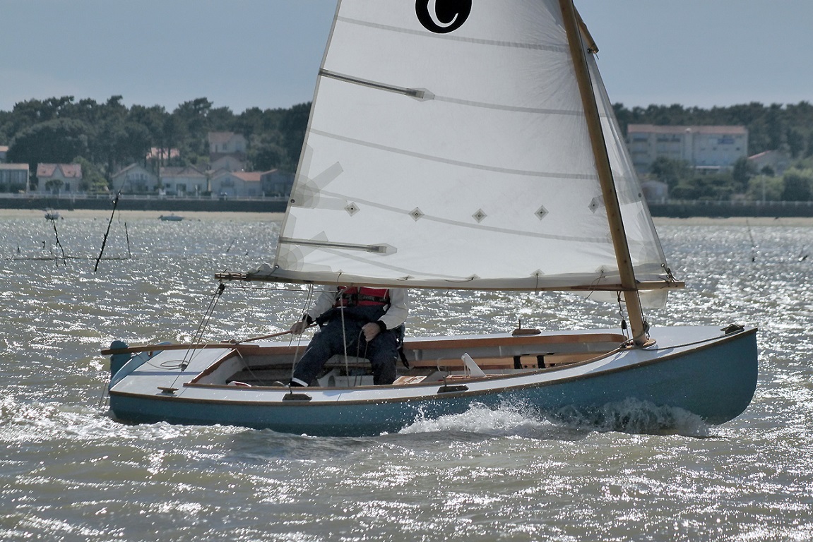 Deux ris dans la misaine pour le Creizic. 