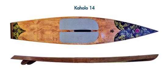 Notre image de ces deux goélettes amarrées à couple montre que les vues des gréeurs divergent sur l'usage de la quête : celle que est au premier plan montre une quête prononcée, alors que celle du second plan (coque cachée) a ses mâts pratiquement verticaux. Au-delà de la philosophie (et de l'esthétique) le réglage de la quête permet d'avancer ou de reculer le centre de poussée vélique par rapport au centre de dérive : peut-être la goëlette du premier plan est-elle molle, alors que celle du second plan est ardente. La quête prononcée de la première la rend moins molle, et les mâts verticaux de la seconde font leur maximum pour la rendre moins ardente. 