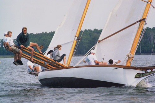 Log canoe