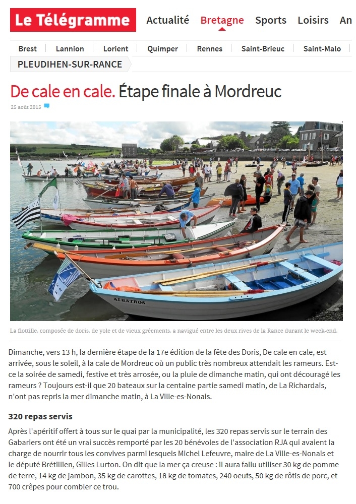 Ici, on aperçoit Atipik tiré au sec sur la droite à l'arrière plan. 