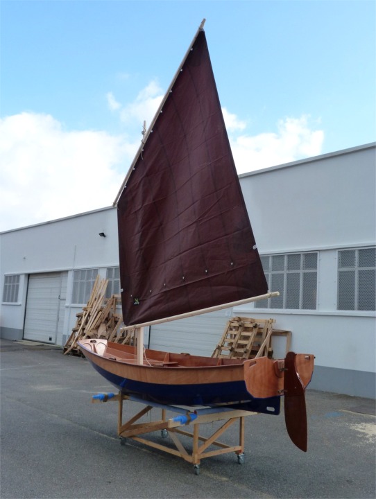 Ce dimanche matin, nous proc&eacute;dons enfin &agrave; l'essayage du gr&eacute;ement de misainier au tiers du PassageMaker. 