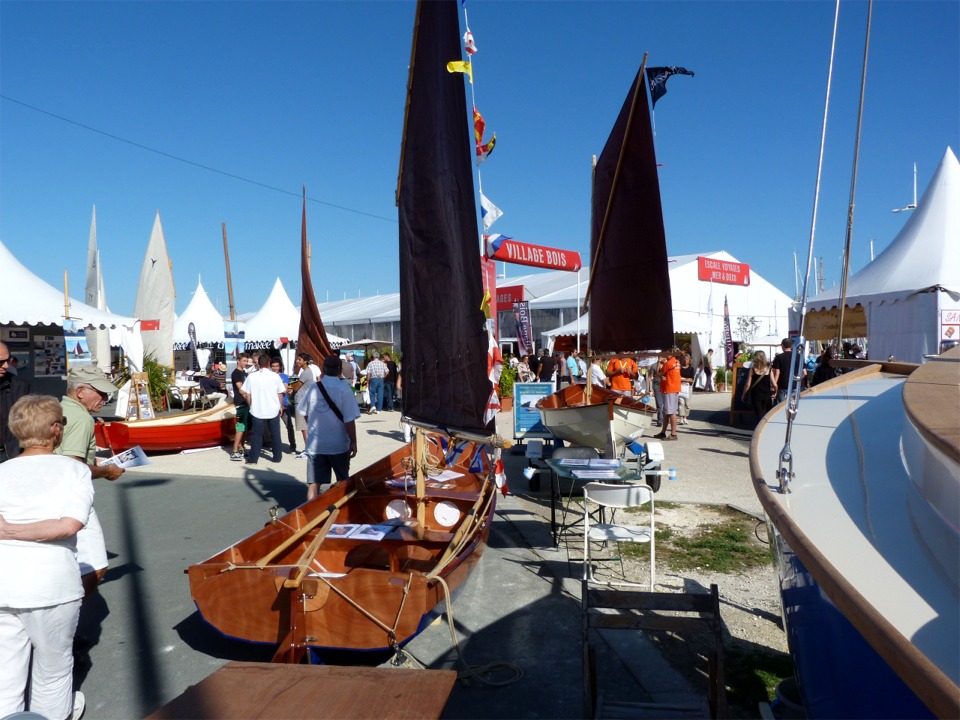 Vue du PassageMaker au premier plan et du Skerry derrière. C'est le passavant du Monotype de Bréhat de mon frère Gilles que l'on aperçoit sur la droite. 