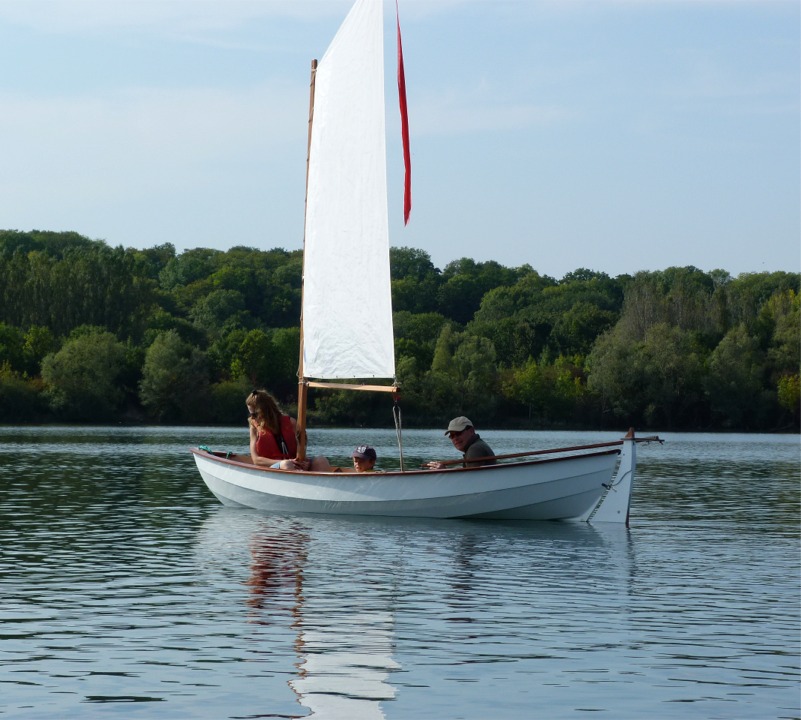 Olivier a embarqué deux passagers pour leur faire découvrir la navigation en Skerry. 