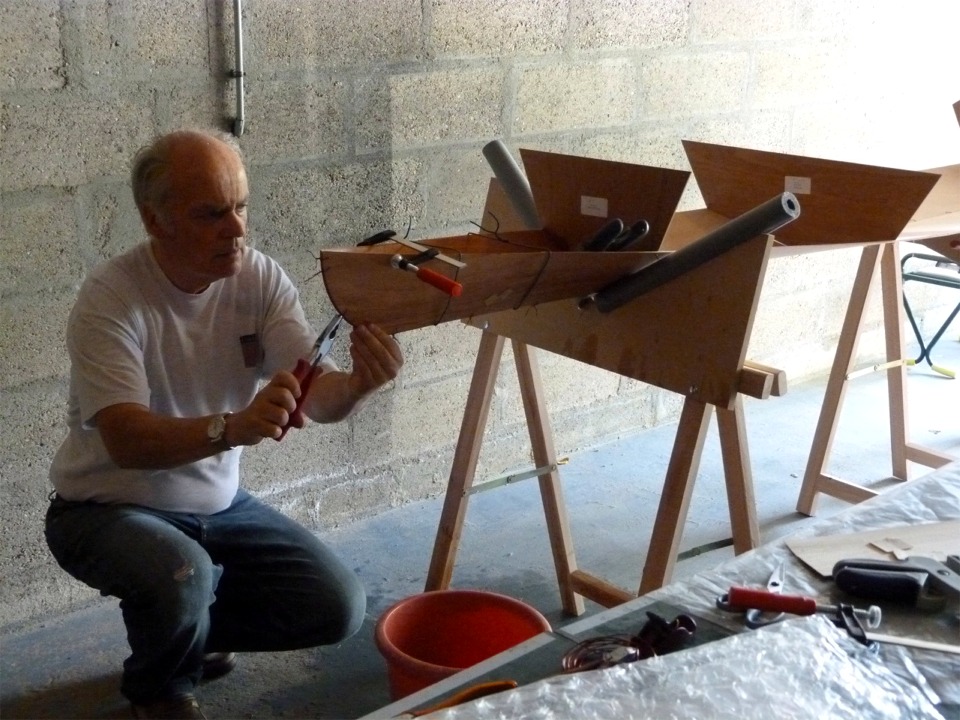 Jean-Fran&ccedil;ois m'envoie les quatre photos suivantes de la construction de son Wood Duck 12, qui montrent un travail impeccable de sa part. 