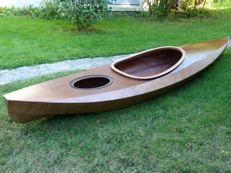 Jean-Fran&ccedil;ois nous envoie deux images de son Wood Duck 12 "normal" &agrave; pont sapelli. Ces photos datent du 13 septembre et Jean-Fran&ccedil;ois est cette semaine sur le Golfe du Morbihan pour les premiers essais sur l'eau. 