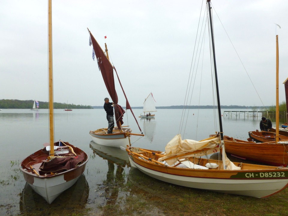 "Gandalf", "Thema", le Skerry "Anouket", "L'Aber'Ouette" et l'arrière de "Joli Jeanlin", à l'arrière-plan c'est le Skerry "La Marie Pupuce". 