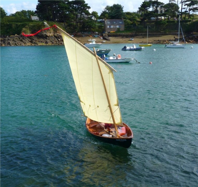 Je lance le virement de bord sous les pieds de Matthieu. 