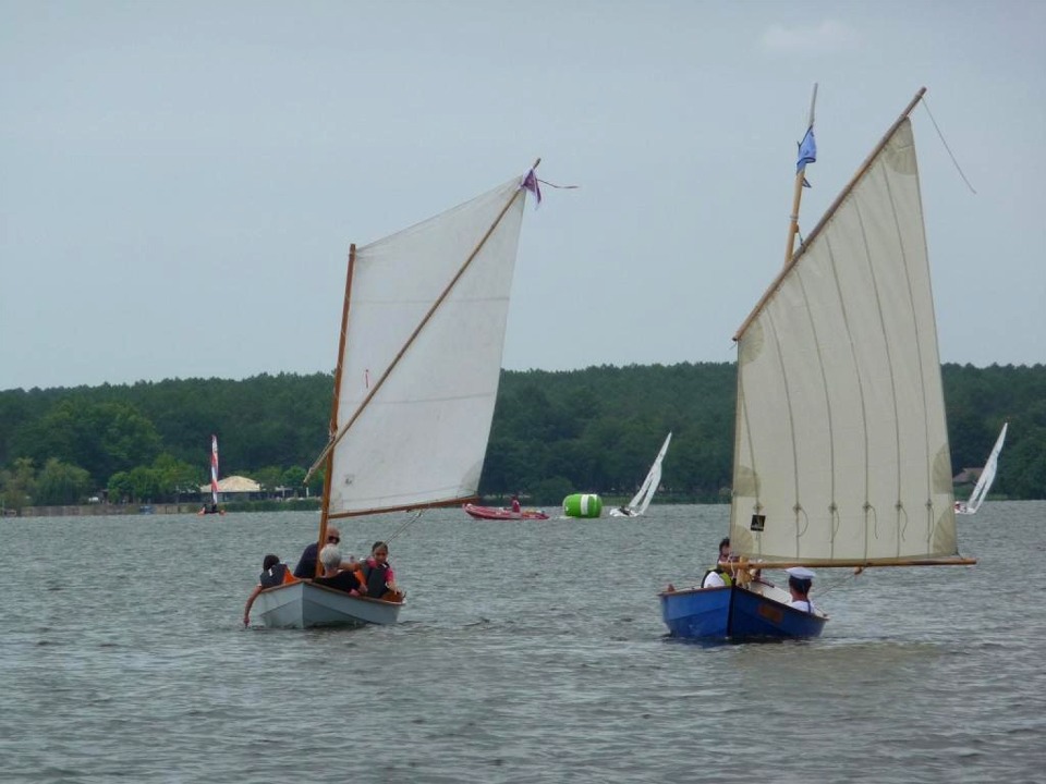 Nous avons h&acirc;te de voir les photos d'Adour 2012 avec la flottille r&eacute;gionale des Skerry... 