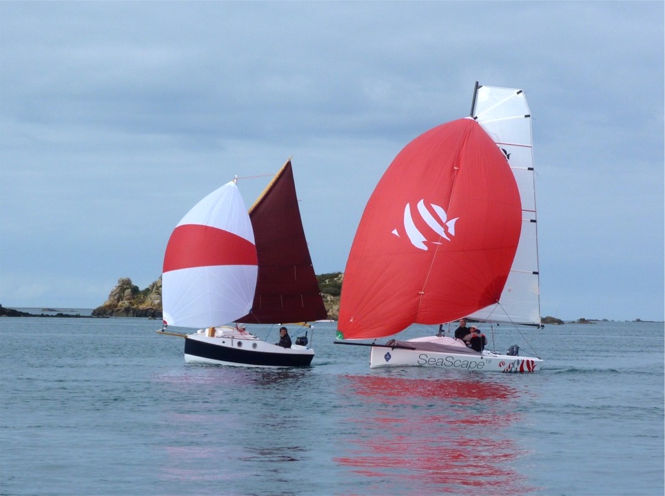 La surface relative de voilure du PocketShip et du Seascape se passe de longues explications sur leur programme et leurs performances respectives... 