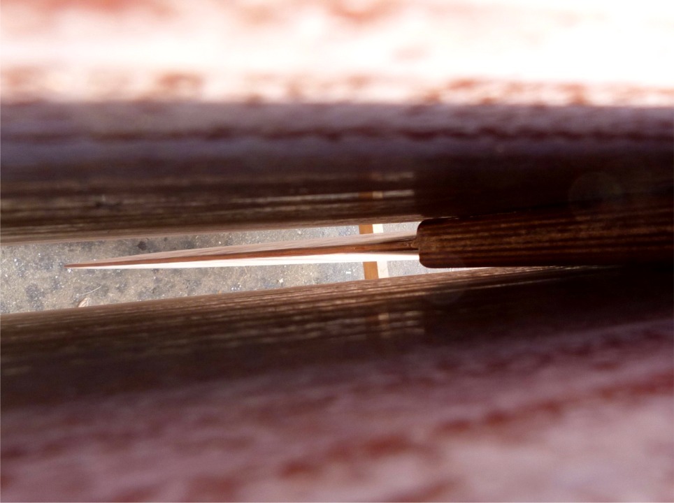 Visite guidée du puits de dérive du Grand Skerry. Il fait 4 mm de largeur en plus que la dérive, ce qui laisse de la marge autour pour qu'elle pivote facilement. 