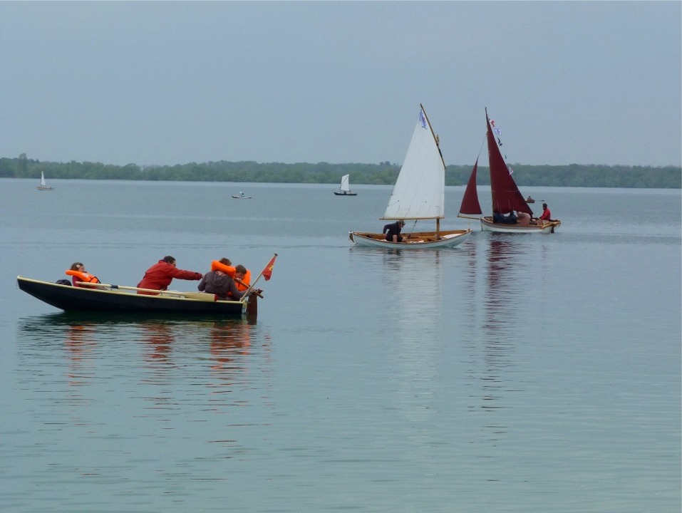 Cotentin, La Marie Pupuce et Thema, avec à l'arrière-plan Malo, le Wood Duck et Piff. 