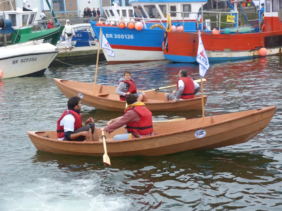 Deux nouveaux Skerry sur l'eau, ce qui porte à 29 le nombre de Skerry navigant en France, dont 10 en Bretagne, et la moitié de ceux-ci sur la rade de Brest ! 