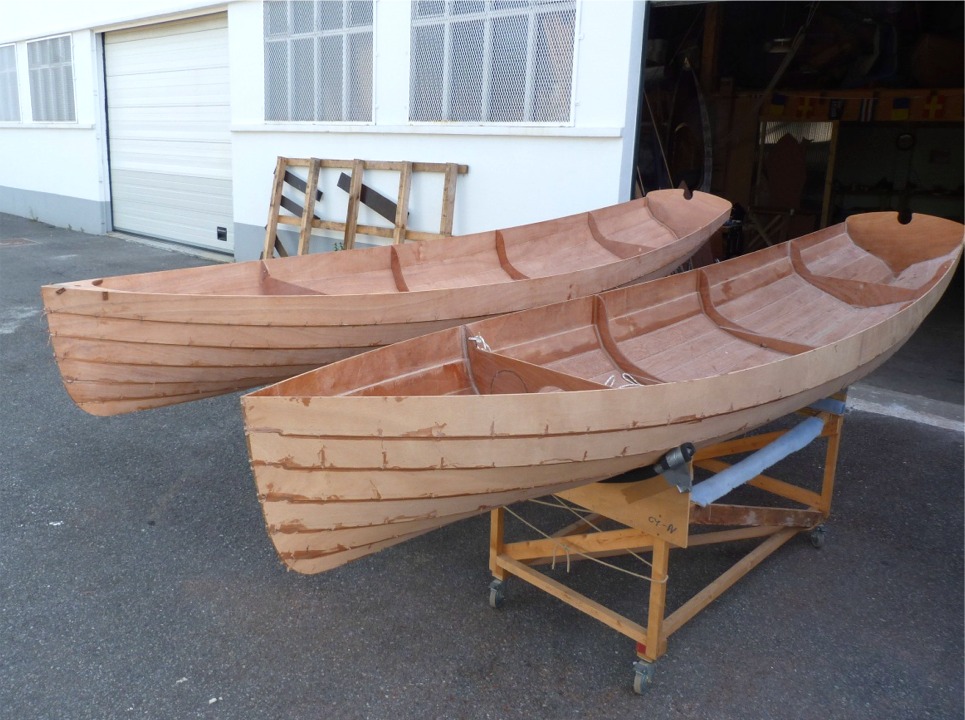 La ressemblance entre les deux bateaux est troublante (mais pas surprenante, l'inverse serait, comment dire, &eacute;trange ?) 