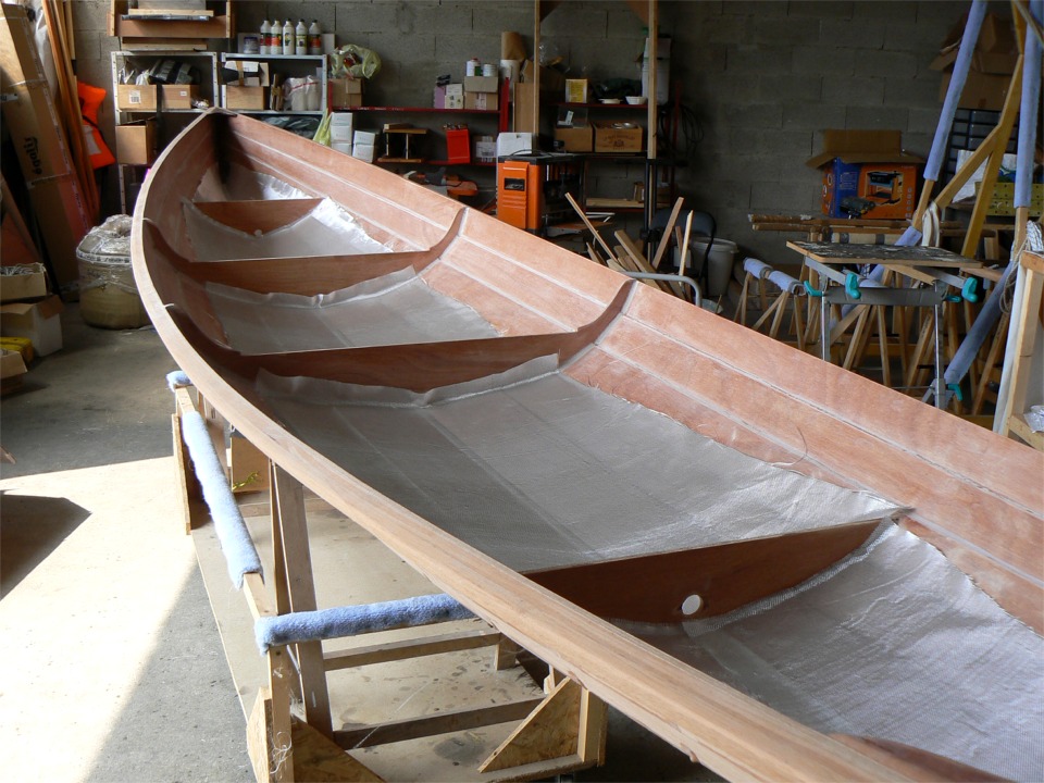 Pr&egrave;s d'une semaine apr&egrave;s le d&eacute;m&eacute;nagement, je recommence enfin &agrave; travailler. J'avais mal pr&eacute;par&eacute; le d&eacute;m&eacute;nagement, et j'ai donc pass&eacute; beaucoup de temps &agrave; trier et ranger dans le nouveau local. 