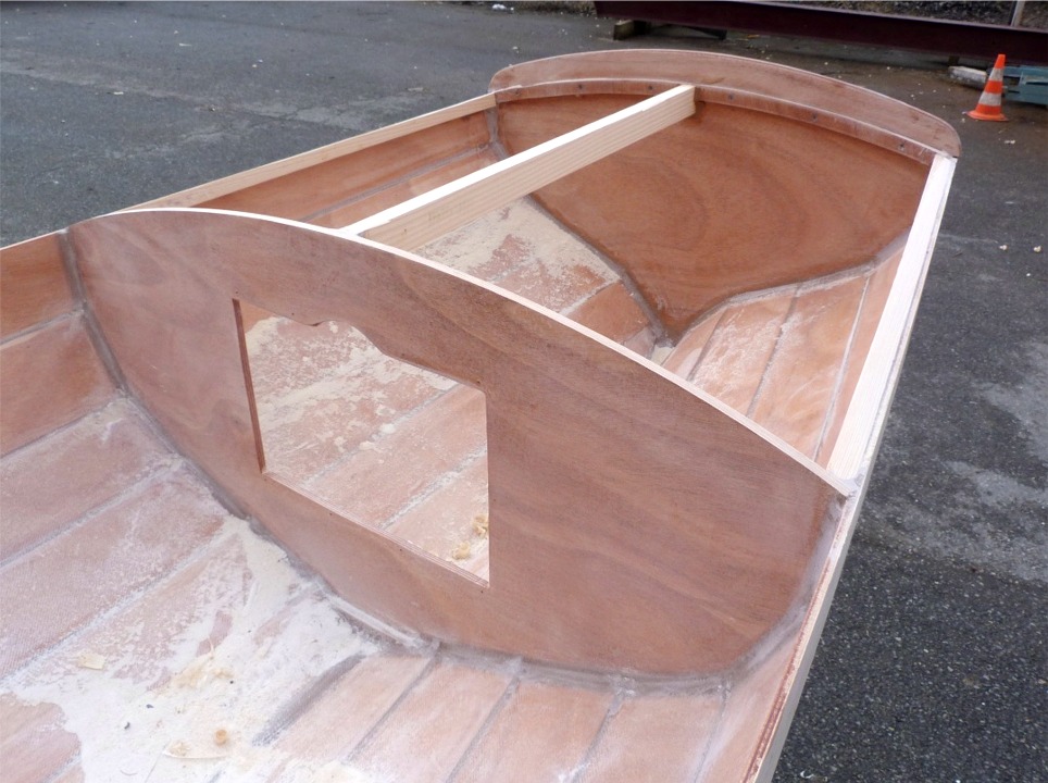 Et voila ce que &ccedil;a donne &agrave; l'arri&egrave;re. 