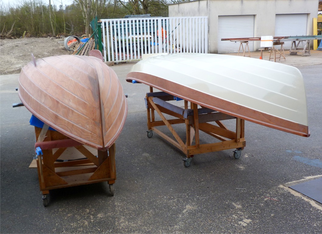 Je suis tr&egrave;s content de cette couleur, et je pense que le contraste avec le carreau verni (il ne l'est pas encore) ajoutera une jolie note bois&eacute;e. 