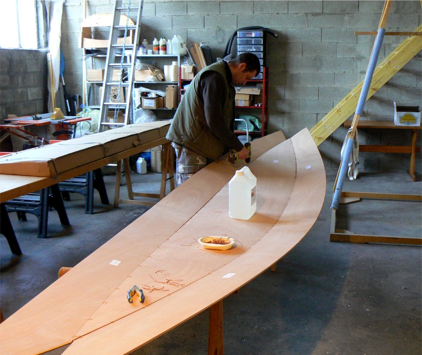 Jean-David est venu construire son Skerry à l'atelier avec mon assistance. Il sera rejoint dans deux jours par Olivier, qui construira aussi son Skerry avec nous. 