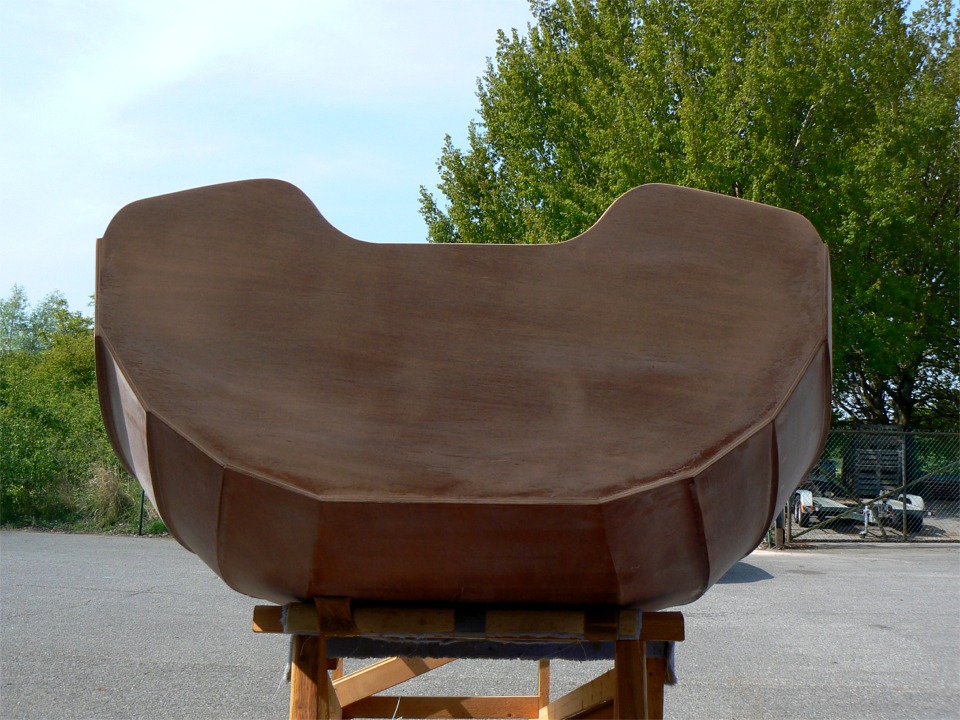 L'op&eacute;ration est un succ&egrave;s, mais je trouve que ce tableau a maintenant un petit air de Mickey...Si les sympt&ocirc;mes persistent, je pourrai lui raboter un peu les oreilles... 