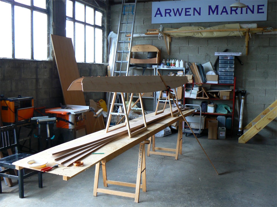 Je viens de suturer les bord&eacute;s 2, et on voit qu'il reste pas mal de n&eacute;gociations &agrave; mener avant que les sutures puissent &ecirc;tre serr&eacute;es correctement. 