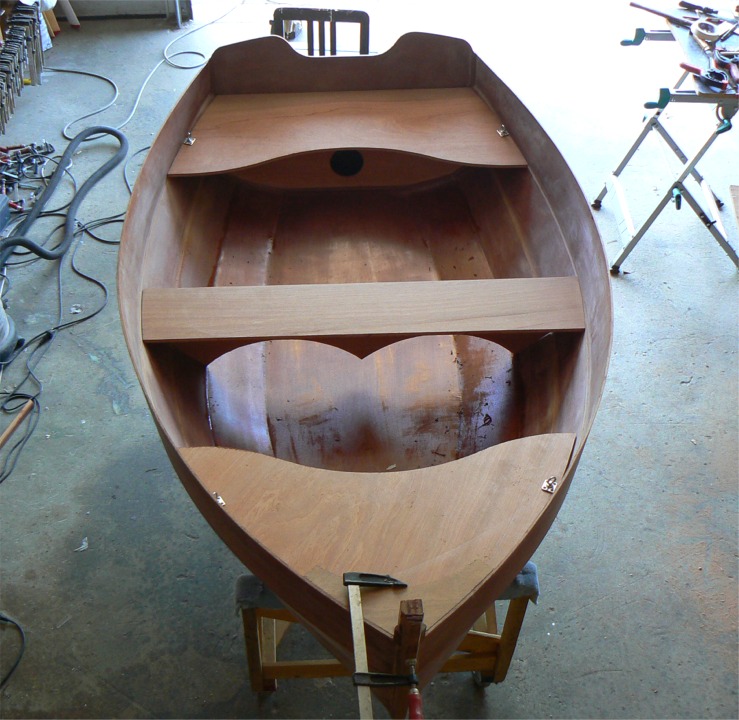 M&ecirc;me &eacute;tape vue de l'avant. 