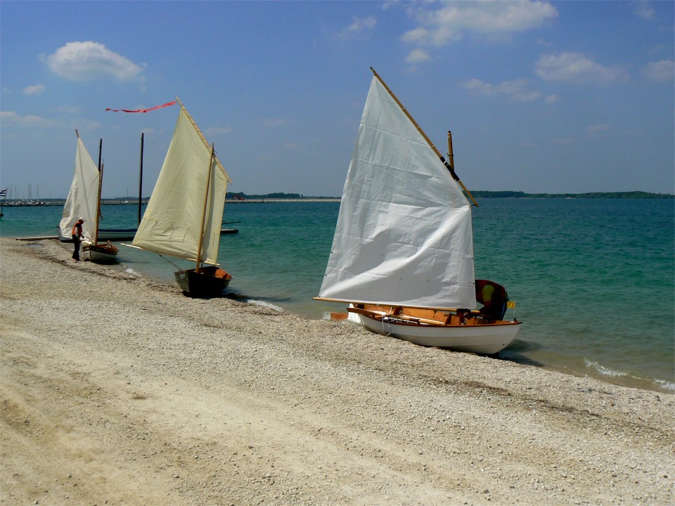Retour &agrave; la plage pour attaquer le casse-croute. Finalement, c'est vrai qu'il y a aussi d'autres trucs dans la vie ! 