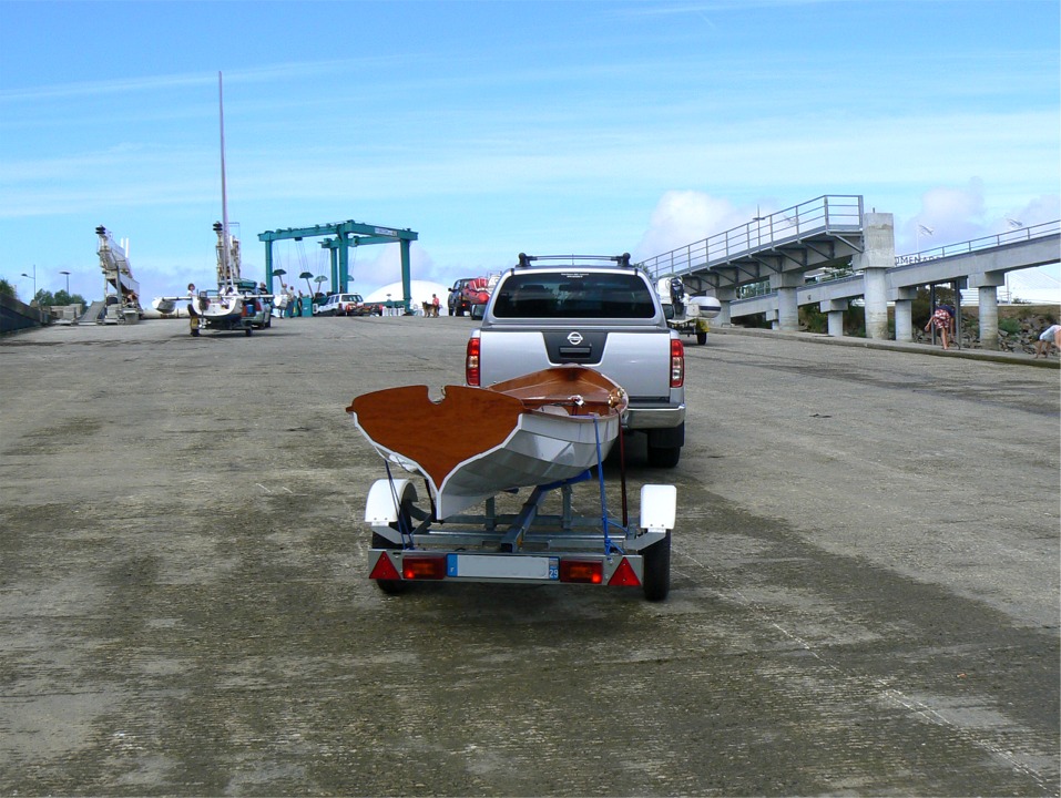 Et la voici qui rejoint la remorque de Jean, en route pour de nouvelles aventures ! 