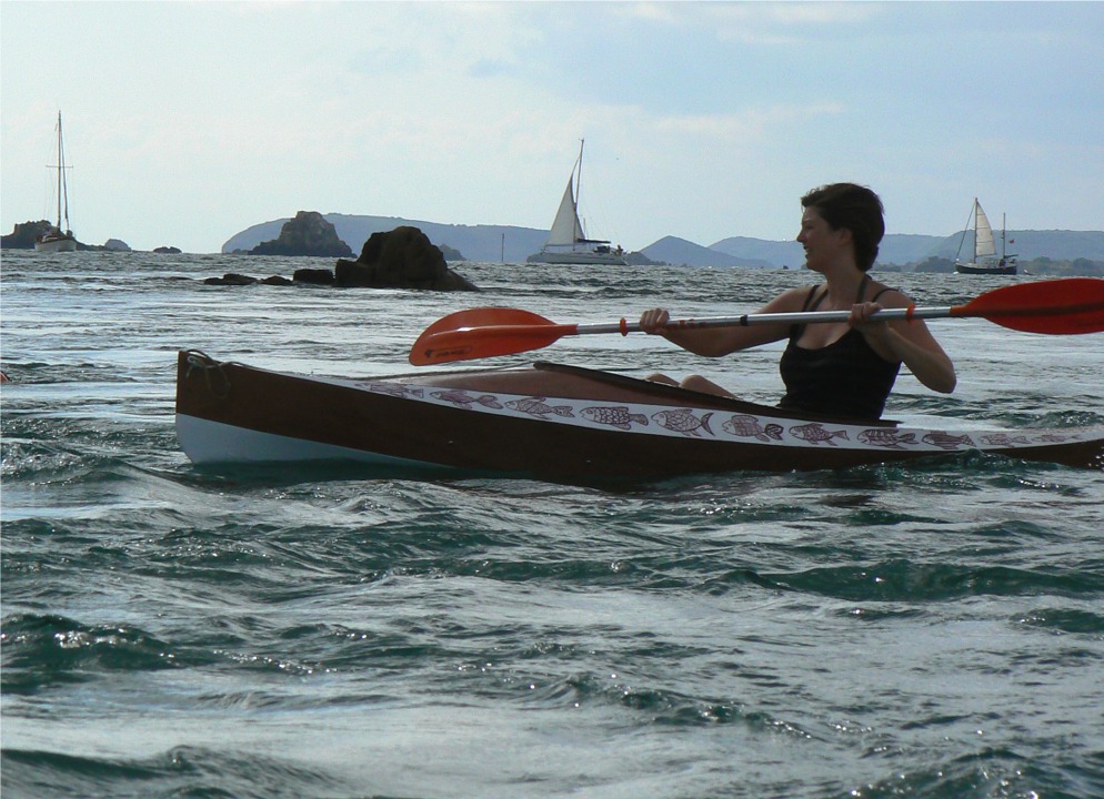 Le Wood Duck traverse les turbulences de courant &agrave; l'entr&eacute;e du Kerpont. 