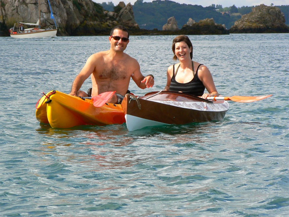 Les deux kayaks côte à côte : il est clair que le Wood Duck est plus fin (désolé Matthieu !) 