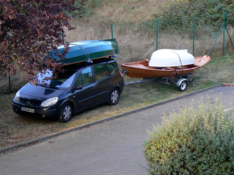 Et nous voilà repartis pour aller livrer le Skerry vert à Arcachon, son nouveau port d'attache. 