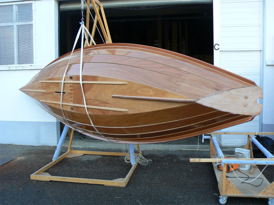 J'ai sorti ma ch&egrave;vre afin de retourner encore une fois la coque. 