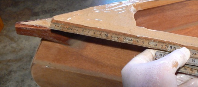 Ces deux images sont très utilitaires : elles me serviront à savoir jusqu'où vont les "remplis" avant et arrière et ainsi savoir où je peux visser les ancrages des poignées de transport de ce Mill Creek, notamment. 