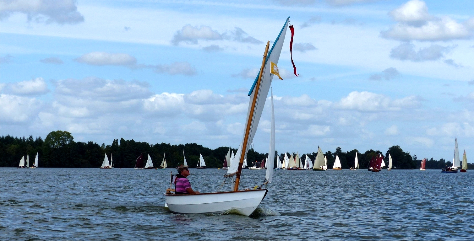 La Marie Pupuce, malheureusement sans lumière au premier-plan. 