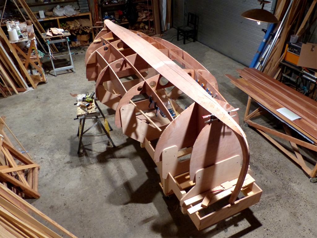 Vue a&eacute;rienne vesp&eacute;rale, apr&egrave;s le d&eacute;part de G&eacute;rard. 