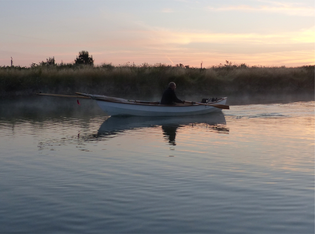 Et voil&agrave; G&eacute;rard sur son Skerry "La Marie Pupuce". 