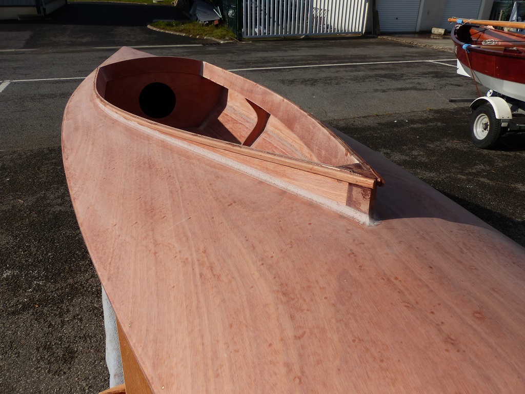 Le lendemain, j'enl&egrave;ve les pinces et je sors le Mill Creek 13 pour faire la finition de l'hiloire. 