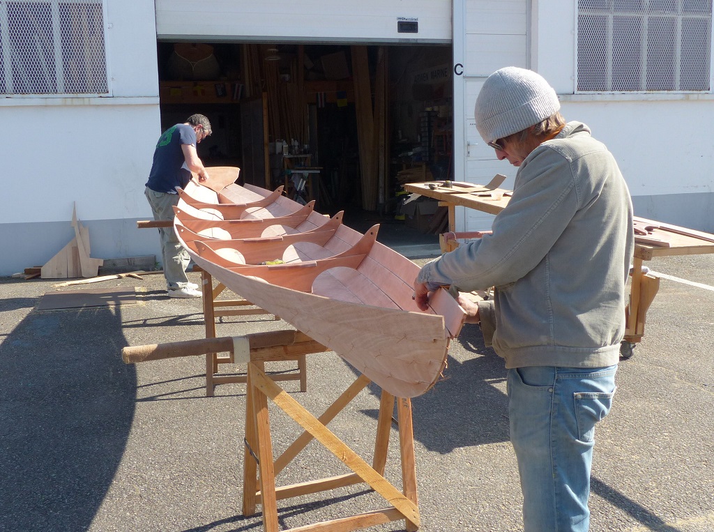 Couture des bord&eacute;s 4 : &ccedil;a prend forme ! 