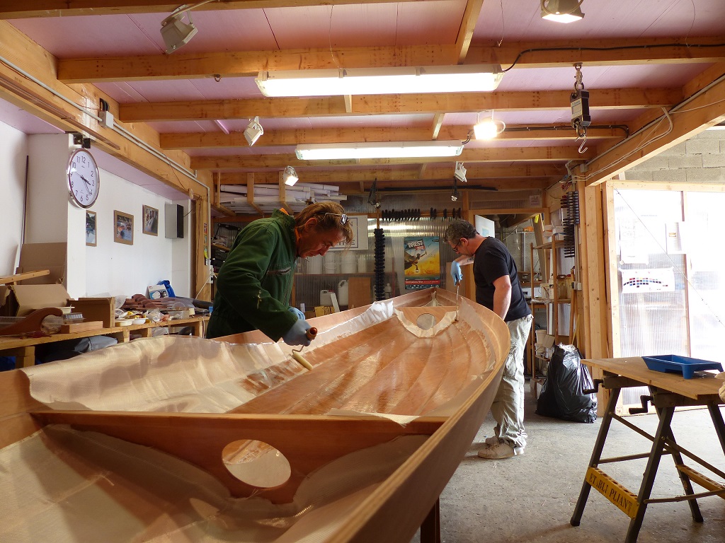 Puis nous passons &agrave; la stratification de l'int&eacute;rieur du Wherry Tandem. 
