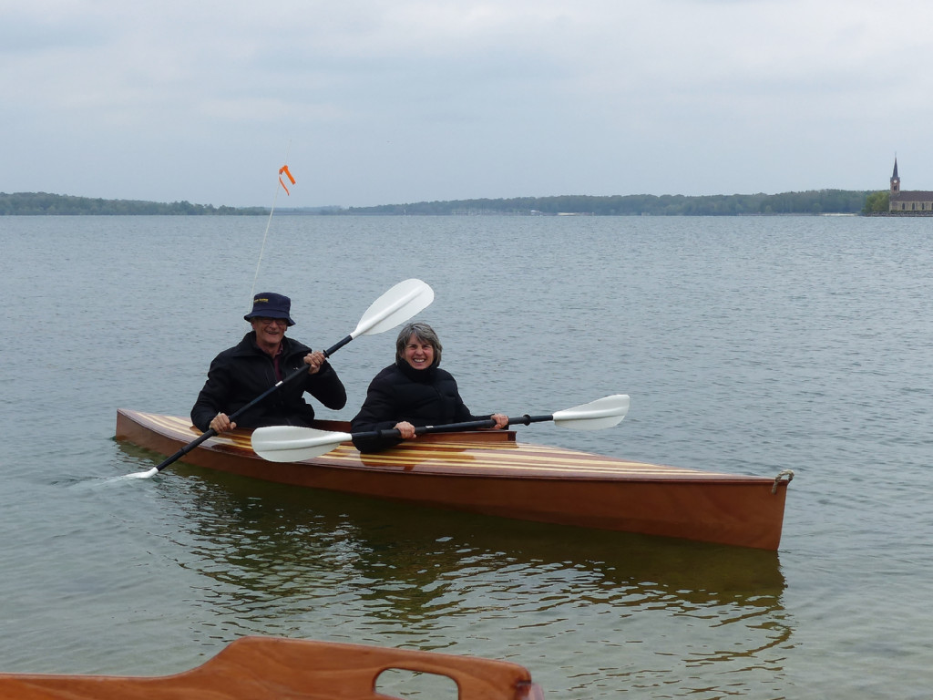 Nous retrouvons sur place Pierre et Katia qui viennent de lancer leur nouveau Mill Creek 16.5 Hybride. 