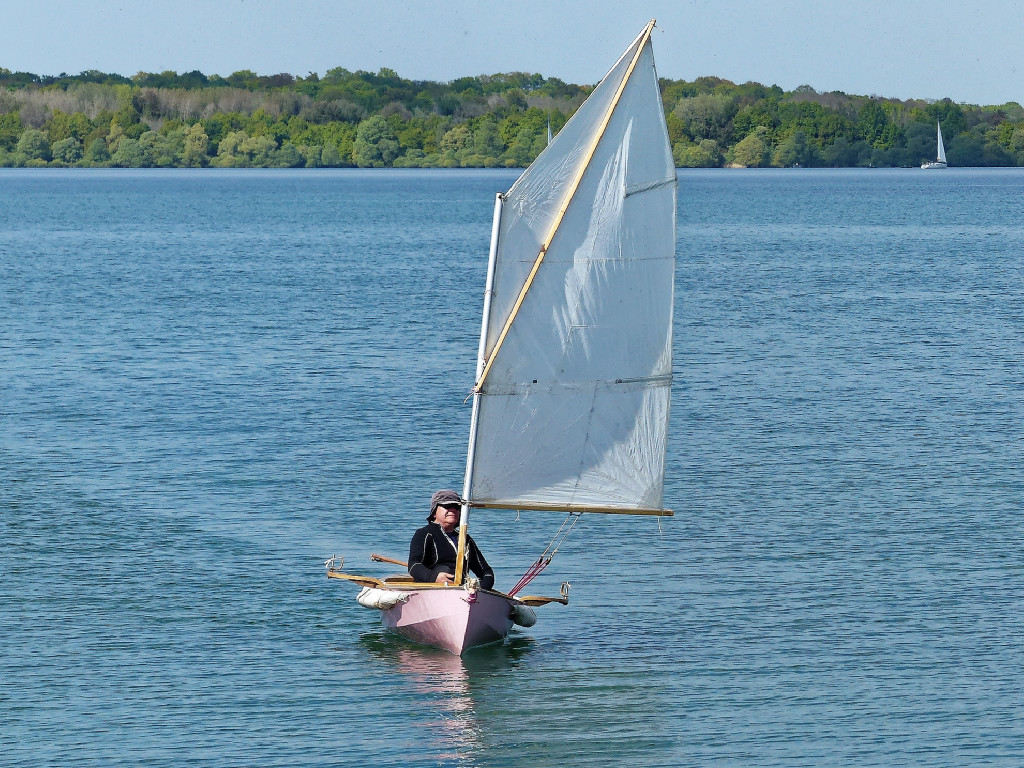 Nous attendions Didier avec son nouveau bateau, mais il est finalement venu avec son "ExploRAMEur" premier du nom et il faudra patienter jusqu'&agrave; la Semaine du Golfe pour d&eacute;couvrir le num&eacute;ro deux ! 